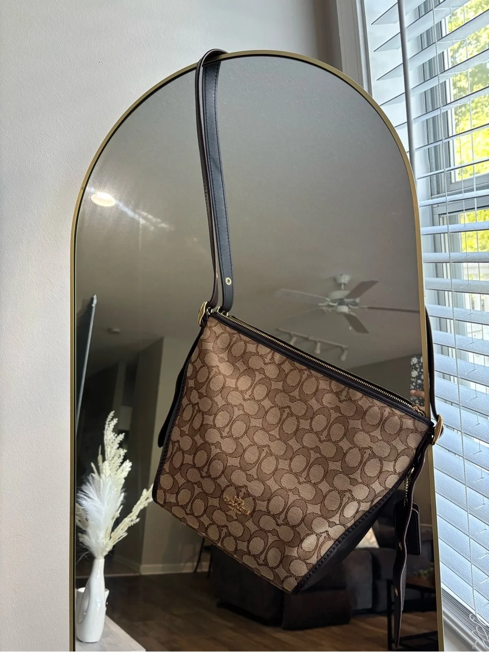 Coach classic crossbody